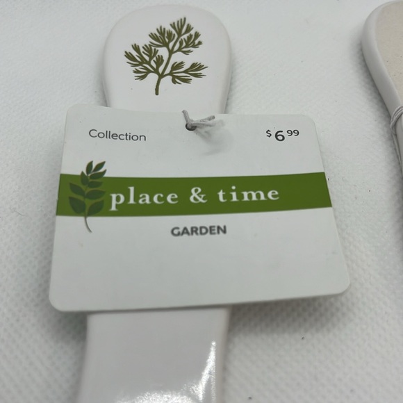 Place and Time, Herb markers, Dill, Cilantro, and Oregano - Picture 3 of 4